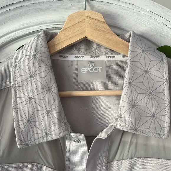 NWT Disney Parks Official Epcot Spaceship Earth Anniversary Jacket Size Large - Picture 4 of 8